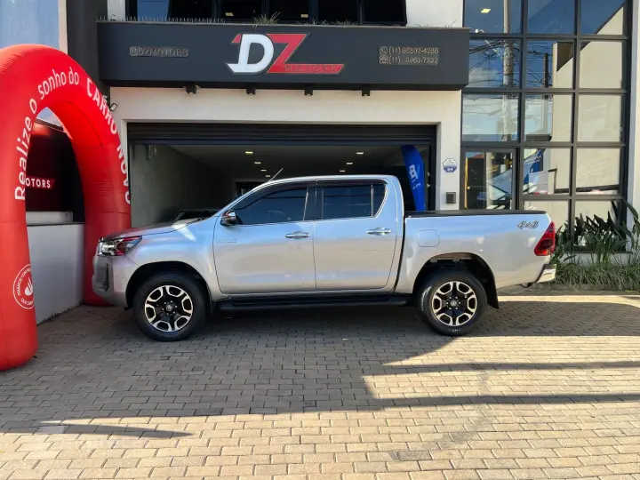 HILUX 2.8 D-4d Turbo CD SRX 4X4
