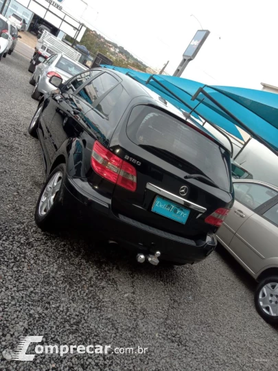 B 180 1.7 4P AUTOMÁTICO