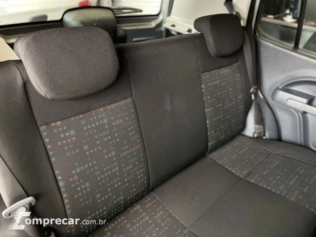 UNO - 1.0 EVO VIVACE 8V 4P MANUAL