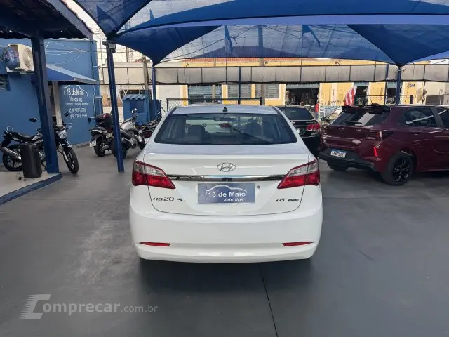 HB20S - 1.6 COMFORT PLUS 16V 4P MANUAL