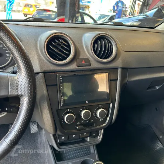 VOYAGE 1.0 12V MPI Totalflex Trendline