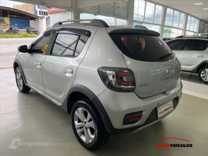 SANDERO 1.6 STEPWAY 8V FLEX 4P AUTOMATIZADO