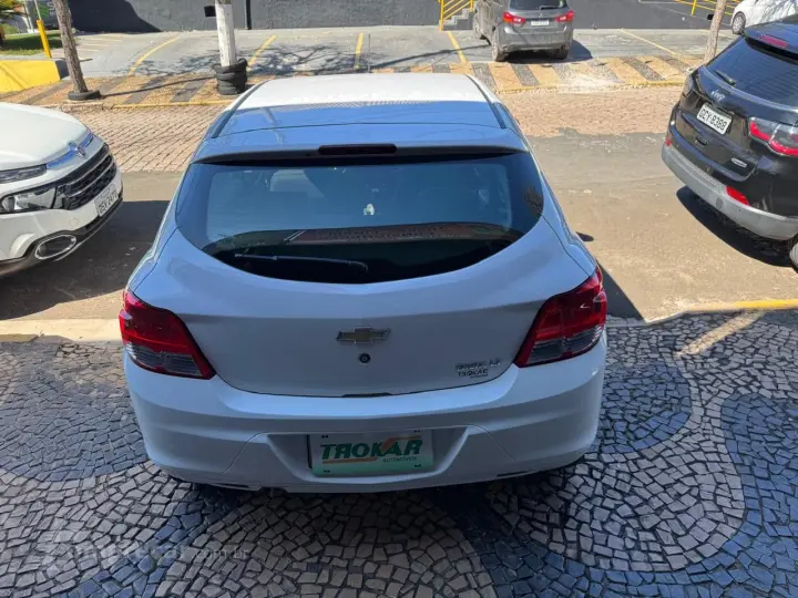 ONIX HATCH LT 1.0 8V FlexPower 5p Mec.