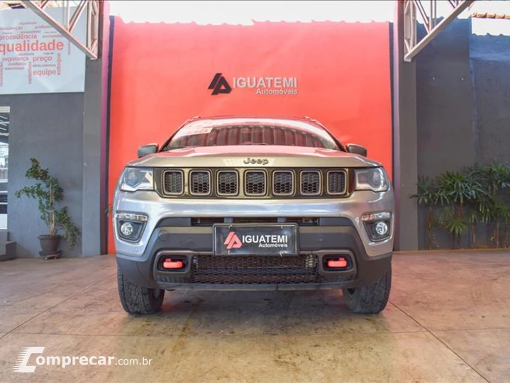 COMPASS 2.0 16V DIESEL TRAILHAWK 4X4 AUTOMÁTICO