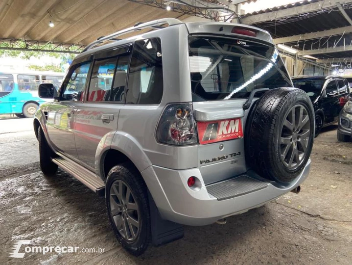 PAJERO TR4 2.0 FLEX 16V 4X2 AUT.