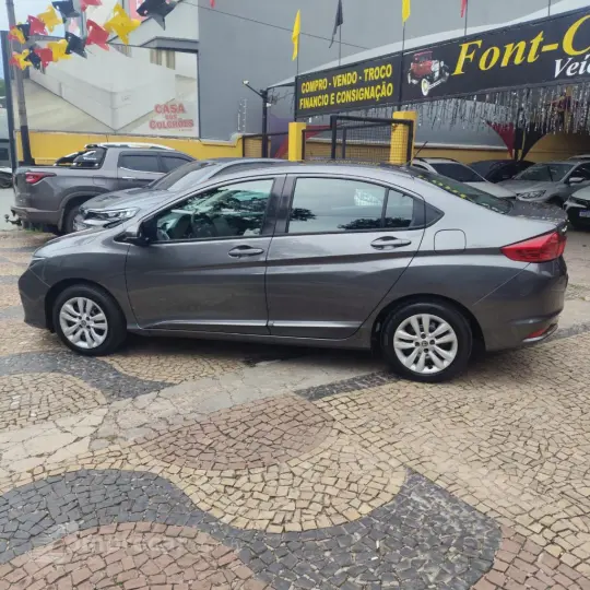 CITY Sedan DX 1.5 Flex 16V Aut.