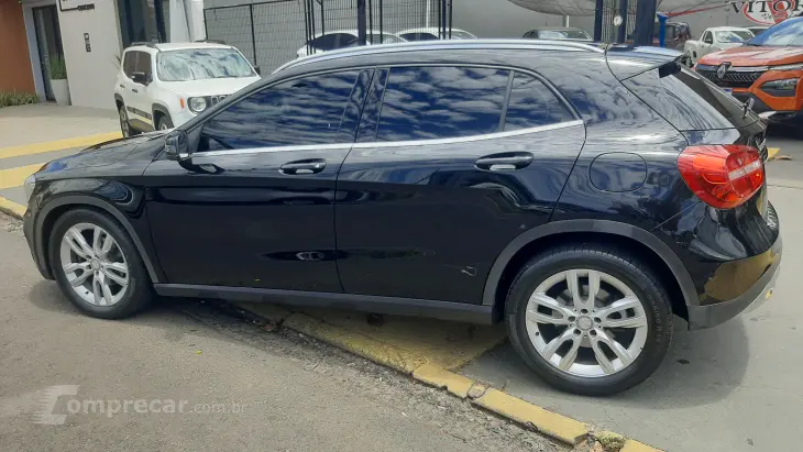 GLA 200 1.6 CGI Style 16V Turbo