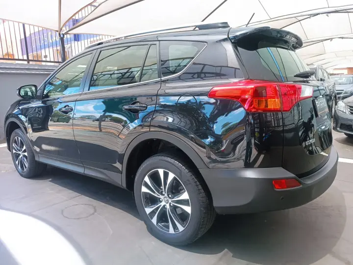 Toyota RAV4 2.5 16v 4x4