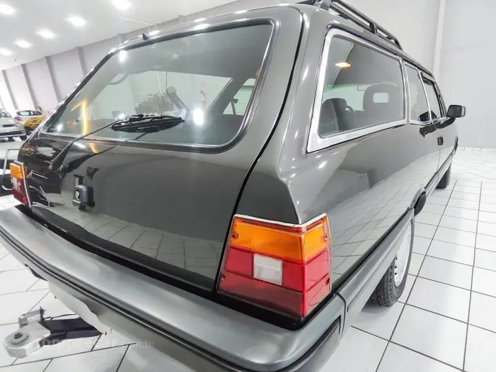 Caravan Comodoro 4.1/2.5