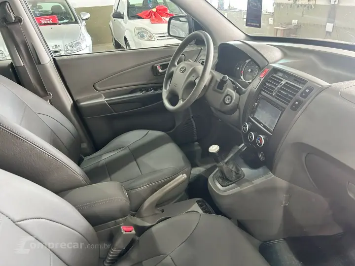 Tucson 2.0 Mpfi Gl 16V 142Cv 2Wd Gasolina 4P Manual