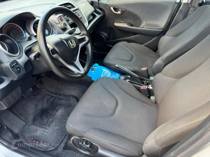 Fit 1.4 16V 4P LX FLEX AUTOMÁTICO