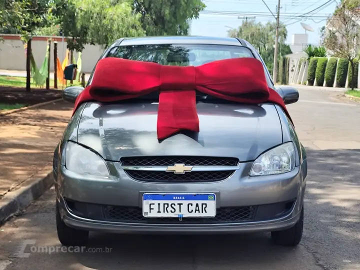 CLASSIC 1.0 MPFI LS 8V FLEX 4P MANUAL