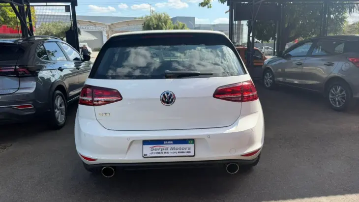 Golf 2.0 4P GTI TURBO AUTOMÁTICO