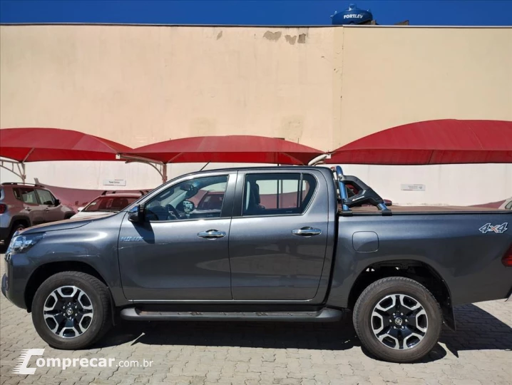 HILUX 2.8 D-4D TURBO DIESEL CD SRV 4X4 AUTOMÁTICO