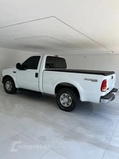 F-250 3.9 XL 4X2 CS