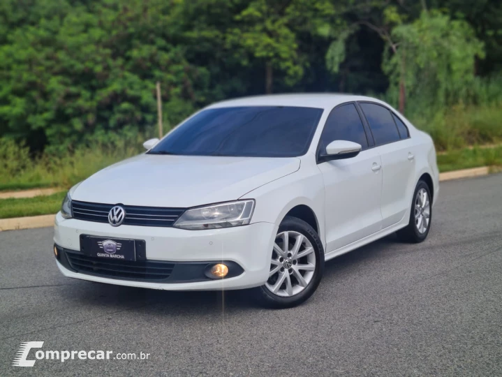 Jetta 2.0 Comfortline Tiptronic (Flex)