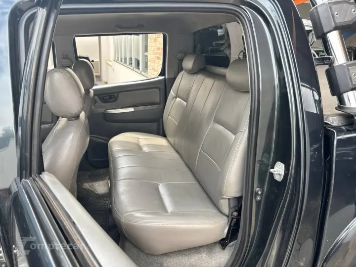 Hilux CD SR 4x2 2.7 16V Flex Aut.