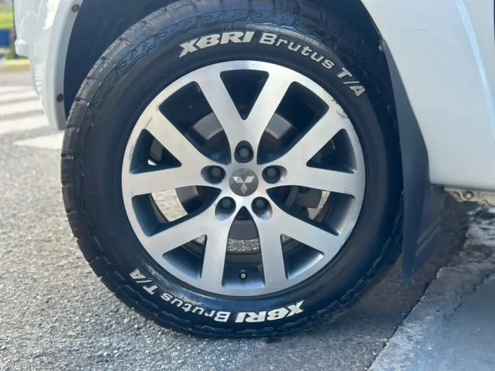 PAJERO TR4 2.0 4X2 16V 140CV FLEX 4P AUTOMÁTICO