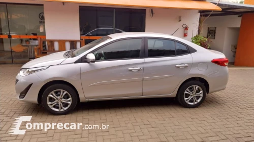 Yaris Sedan 1.5 16V 4P FLEX XL LIVE MULTIDRIVE AUTOMÁTICO CV