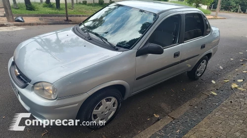 CHEVROLET CLASSIC 1.0 MPFI Spirit 8V 4 portas