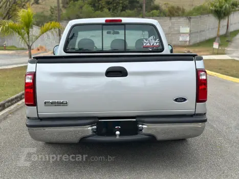 F-250 3.9 XL MAX POWER 4X2 CD DIESEL 4P MANUAL