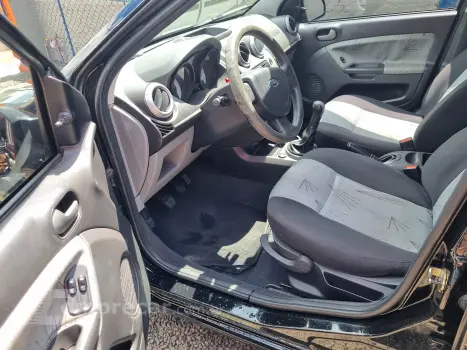 FIESTA 1.6 MPI Hatch 8V