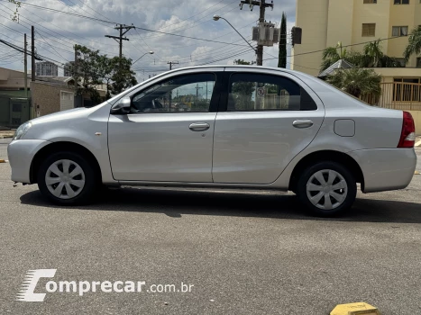 ETIOS 1.5 XS Sedan 16V