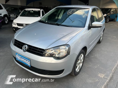 Volkswagen POLO 1.6 MI 8V 4 portas