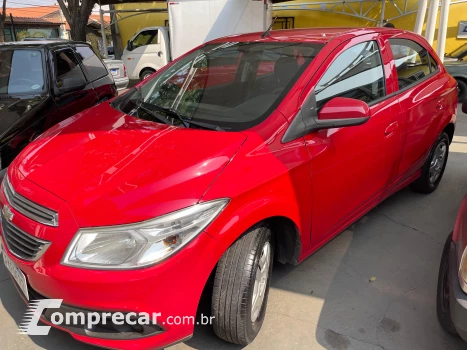 CHEVROLET ONIX 1.0 LT 4 portas