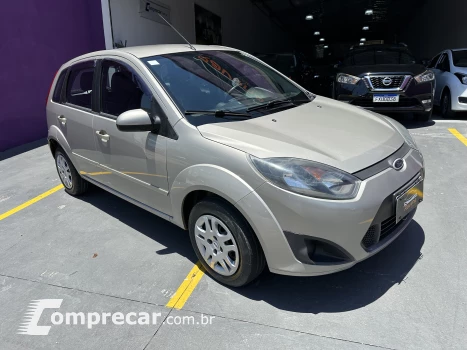 FIESTA 1.6 MPI Class Hatch 8V