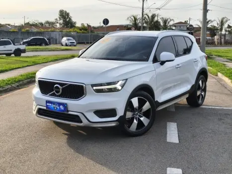 Volvo XC 40 2.0 T5 GASOLINA MOMENTUM AWD GEARTRONIC 4 portas