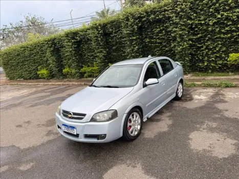 ASTRA 2.0 MPFI Advantage 8V