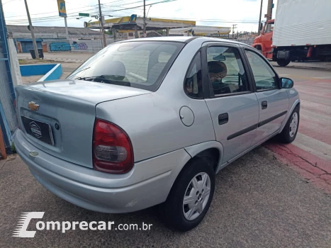 CORSA 1.0 MPFI Classic Sedan Life 8V