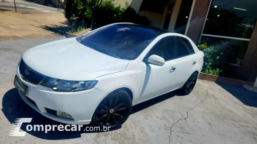 CERATO 1.6 EX Sedan 16V