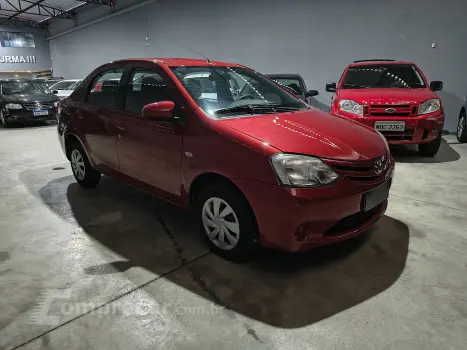 ETIOS 1.5 XS Sedan 16V