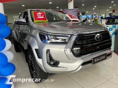 Toyota HILUX 2.8 D-4D TURBO CD SRX PLUS 4X4 AUTOMÁTICO 4 portas