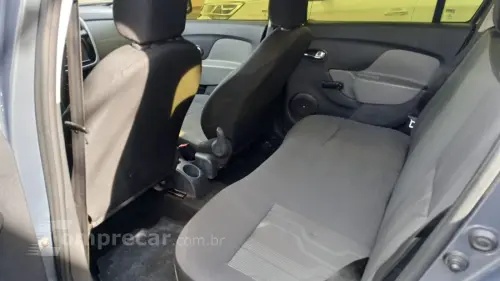 LOGAN 1.0 12V SCE Expression