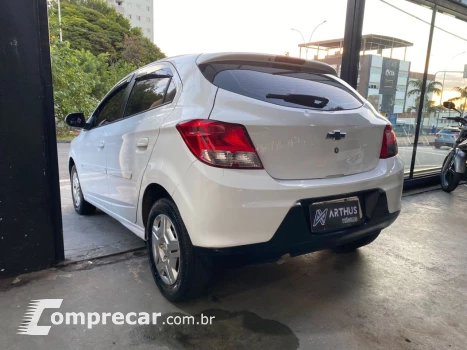 ONIX HATCH LT 1.0 8V FlexPower 5p Mec.