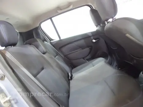 SANDERO - 1.6 DYNAMIQUE 8V 4P MANUAL