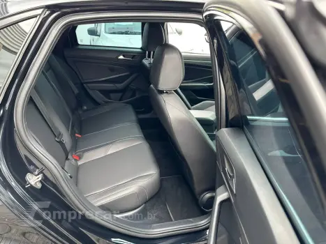 JETTA R-Line 250 TSI 1.4 Flex 16V Aut.