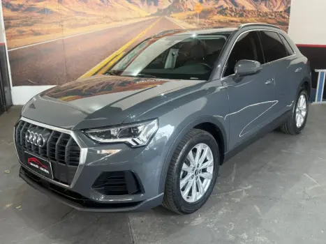 Audi Q3 1.4 4P TFSI PRESTIGE S-TRONIC AUTOMÁTICO 4 portas