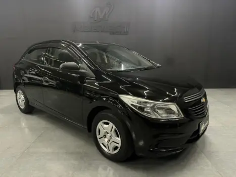 CHEVROLET ONIX 1.0 MPFI LS 8V FLEX 4P MANUAL 4 portas