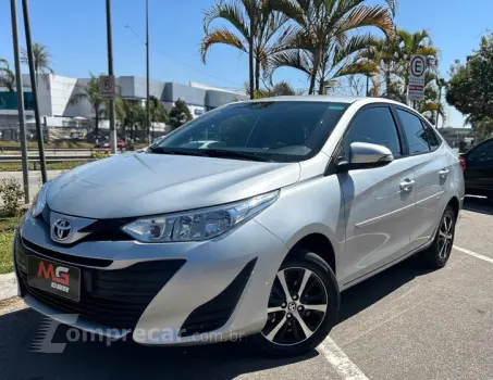 Toyota YARIS 1.5 16V Sedan XL Multidrive 4 portas