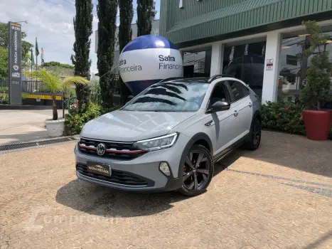Volkswagen Nivus 1.0 200 Tsi Total Flex Highline Automático 4 portas