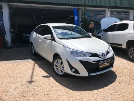 Yaris 1.5 16V Flex Sedan Xl Manual