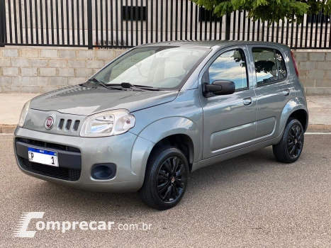 Fiat UNO 1.0 EVO Vivace 8V 4 portas