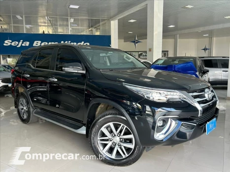 HILUX SW4 2.8 SRX 4X4 7 LUGARES 16V TURBO INTERCO