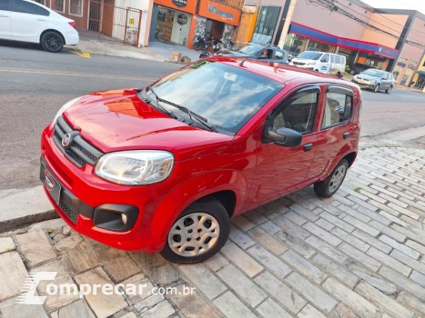 Fiat Uno Attractive 1.0 (Flex) 4p 4 portas