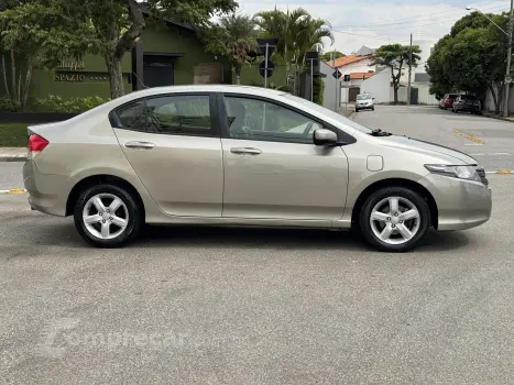 CITY 1.5 LX Sedan 16V