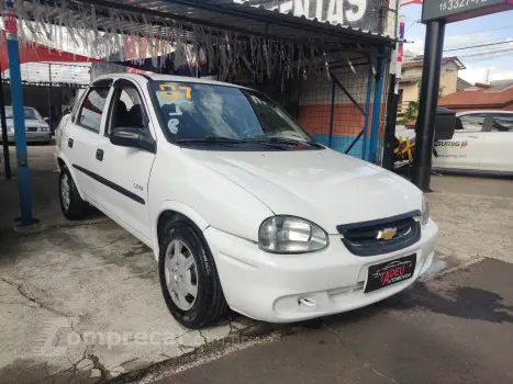 CORSA 1.0 MPFI Classic Sedan Life 8V